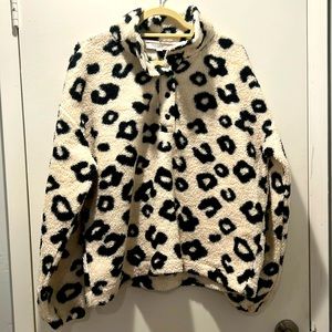 NWT Loft Leopard Print Sherpa Snap Collar Top Size XL